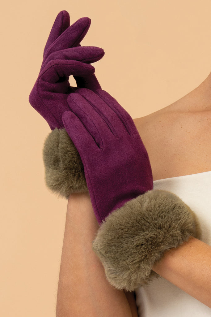 Bettina Faux suede gloves - Daisy Park