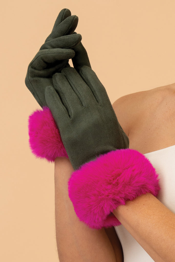 Bettina Faux suede gloves - Daisy Park