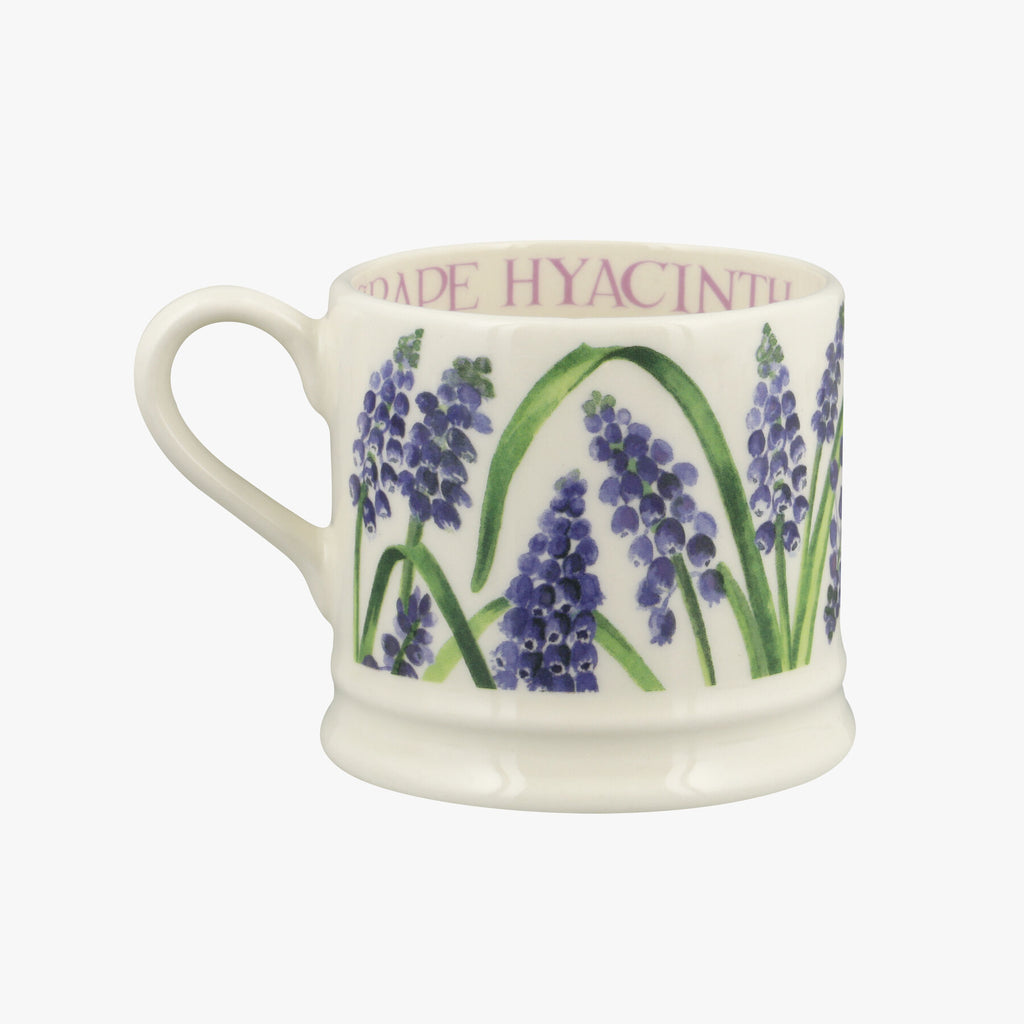 Emma Bridgewater Grape hyacinths small mug - Daisy Park