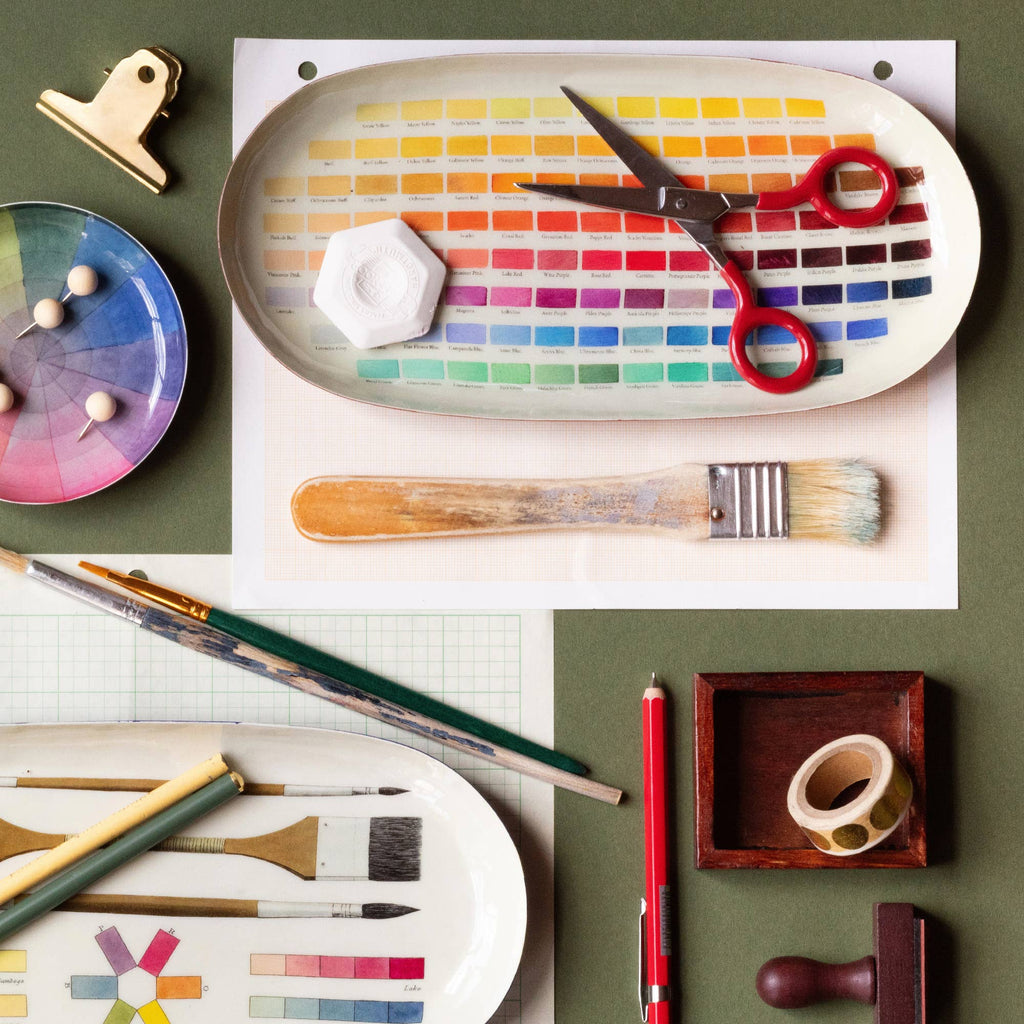 Oval Enamel Tray - Nomenclature of Colors - Daisy Park