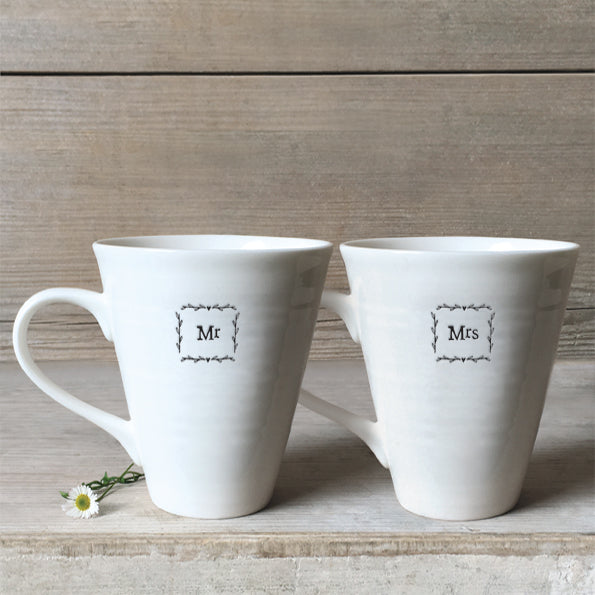 East of india Mr & Mrs Mugs Boxed - Daisy Park