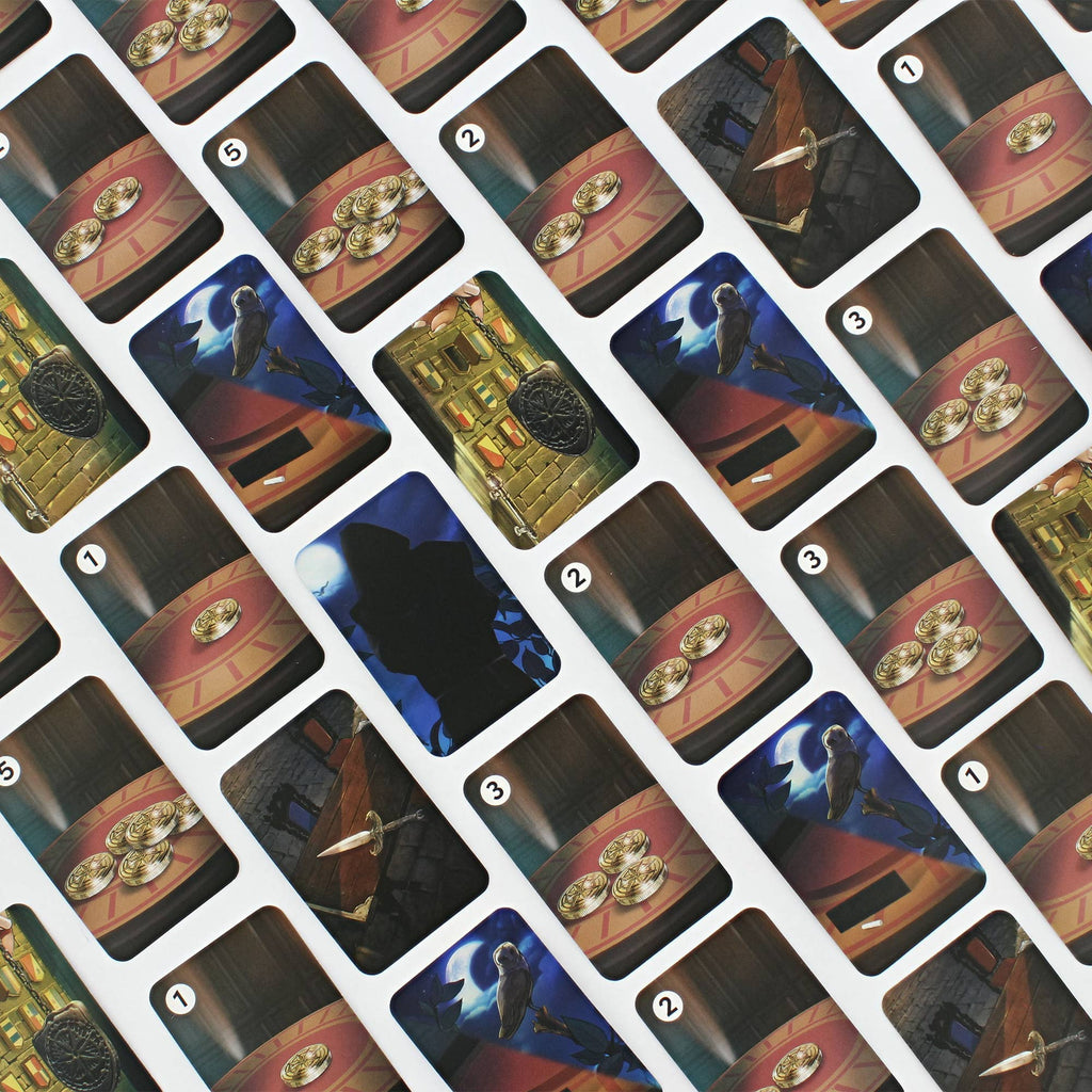 THE TRAITORS CARD GAME - Daisy Park