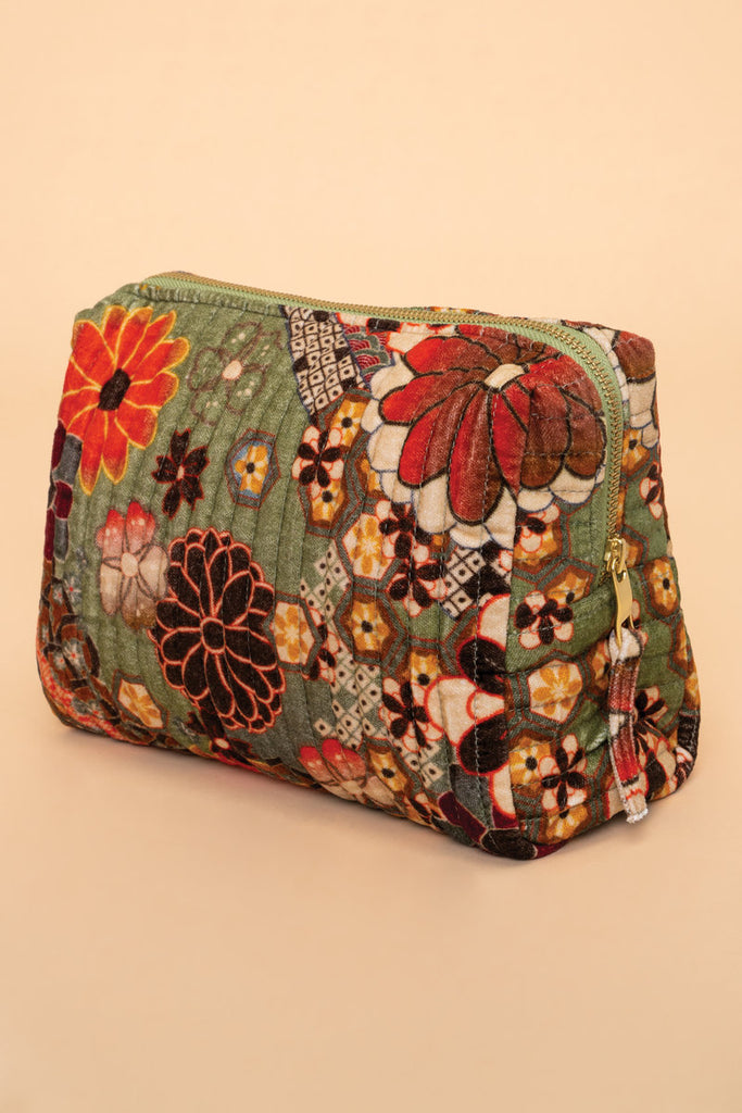70s Kaleidoscope floral sage large quilted wash bag - Daisy Park