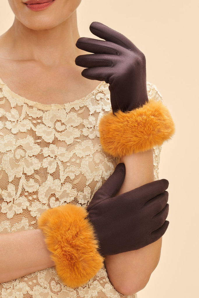 Bettina Faux suede gloves - Daisy Park