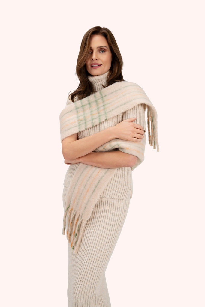 Angelica cosy scarf - Daisy Park