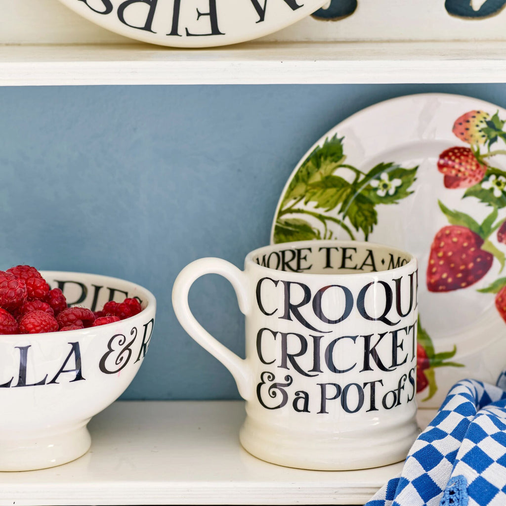 Emma Bridgewater Black Toast Cream tea 1/2 Pint Mug - Daisy Park
