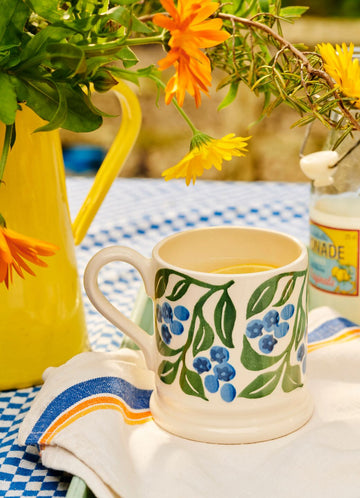 Emma Bridgewater Blueberries 1/2pt mug - Daisy Park