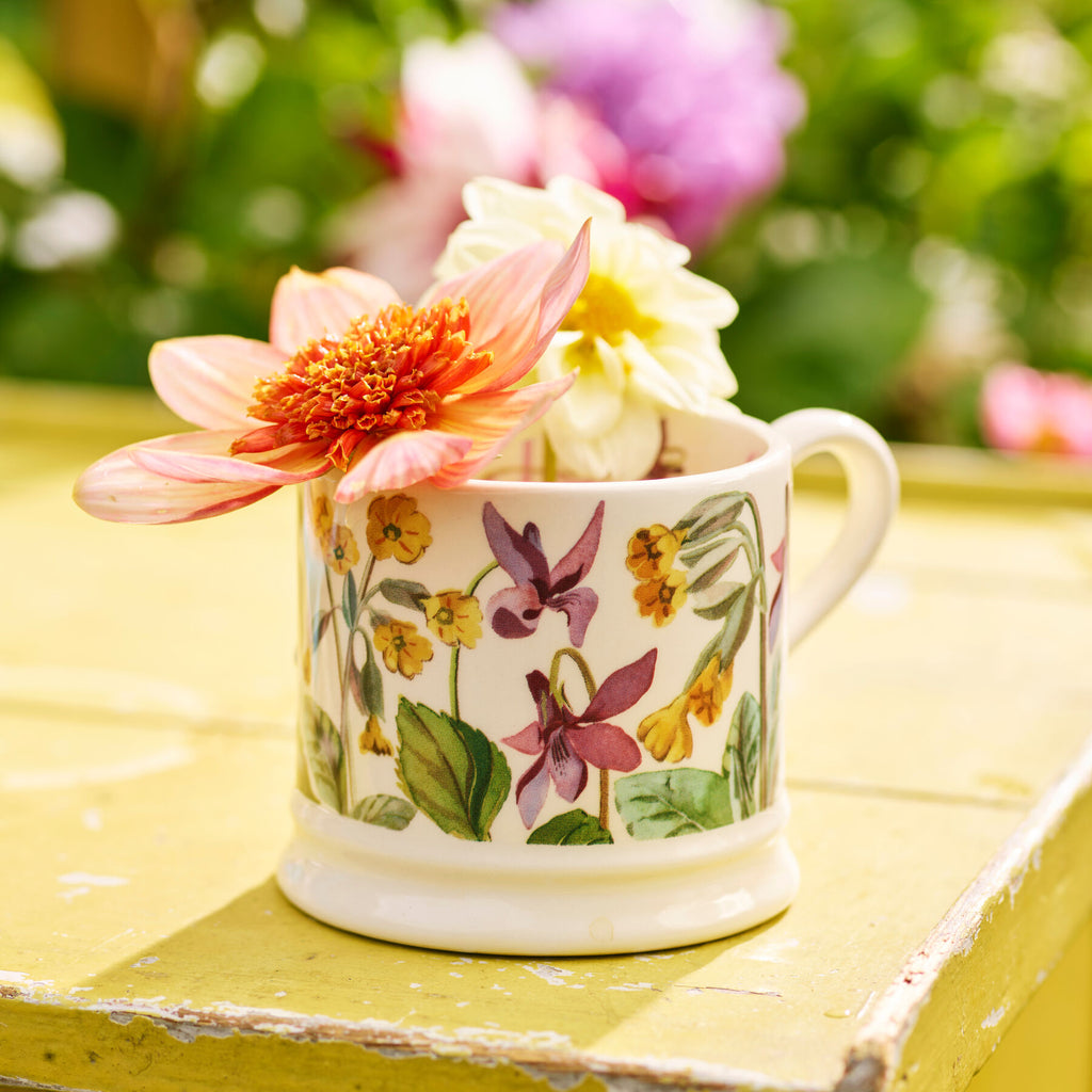 Emma Bridgewater Cowslips & wild violets small mug - Daisy Park