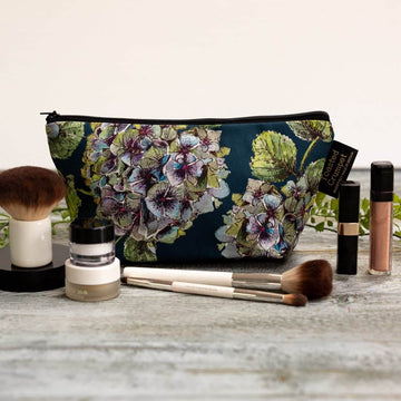 Toasted Crumpet Hydrangea makeup bag - Daisy Park