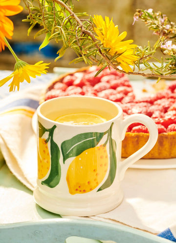 Emma Bridgewater Lemons 1/2pt mug - Daisy Park