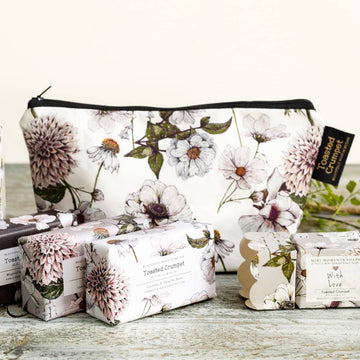 Toasted Crumpet Blanc Collection makeup bag - Daisy Park