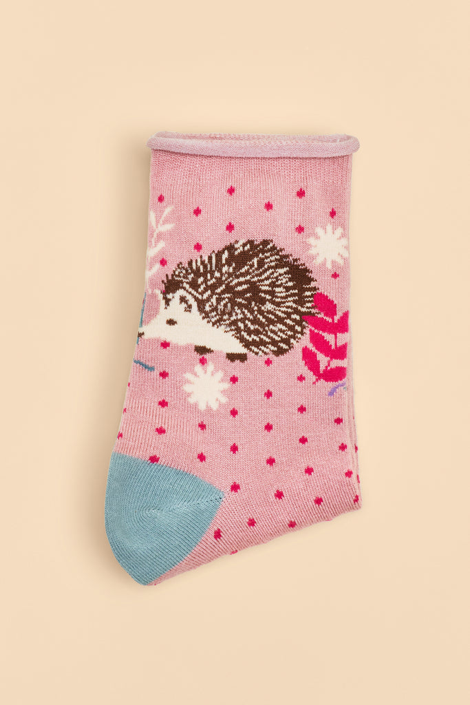 Hedgehog hunting in leaves bamboo socks - Daisy Park