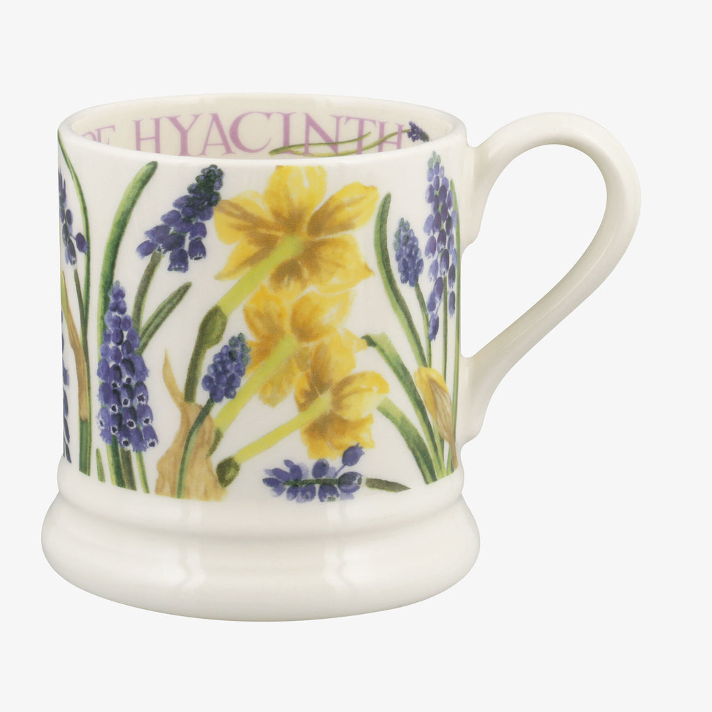 Emma Bridgewater Tete-A-Tete & grape hyacinth 1/2 Pint Mug - Daisy Park