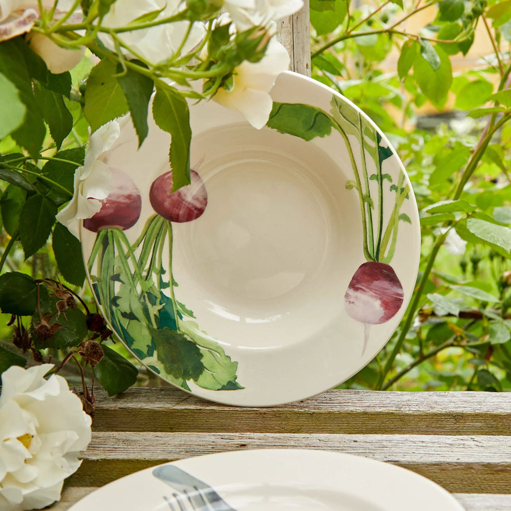 Emma Bridgewater Vegetable garden Turnip soup plate - Daisy Park