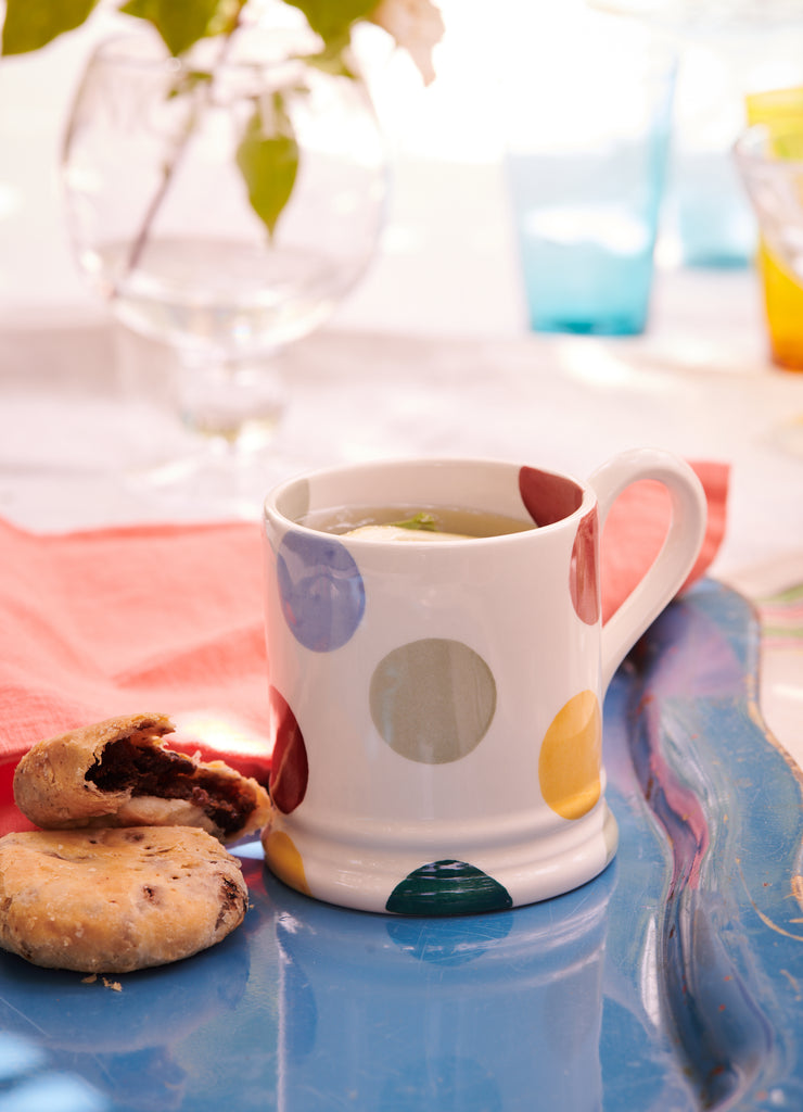 Emma Bridgewater Big polka dot 1/2pint mug - Daisy Park