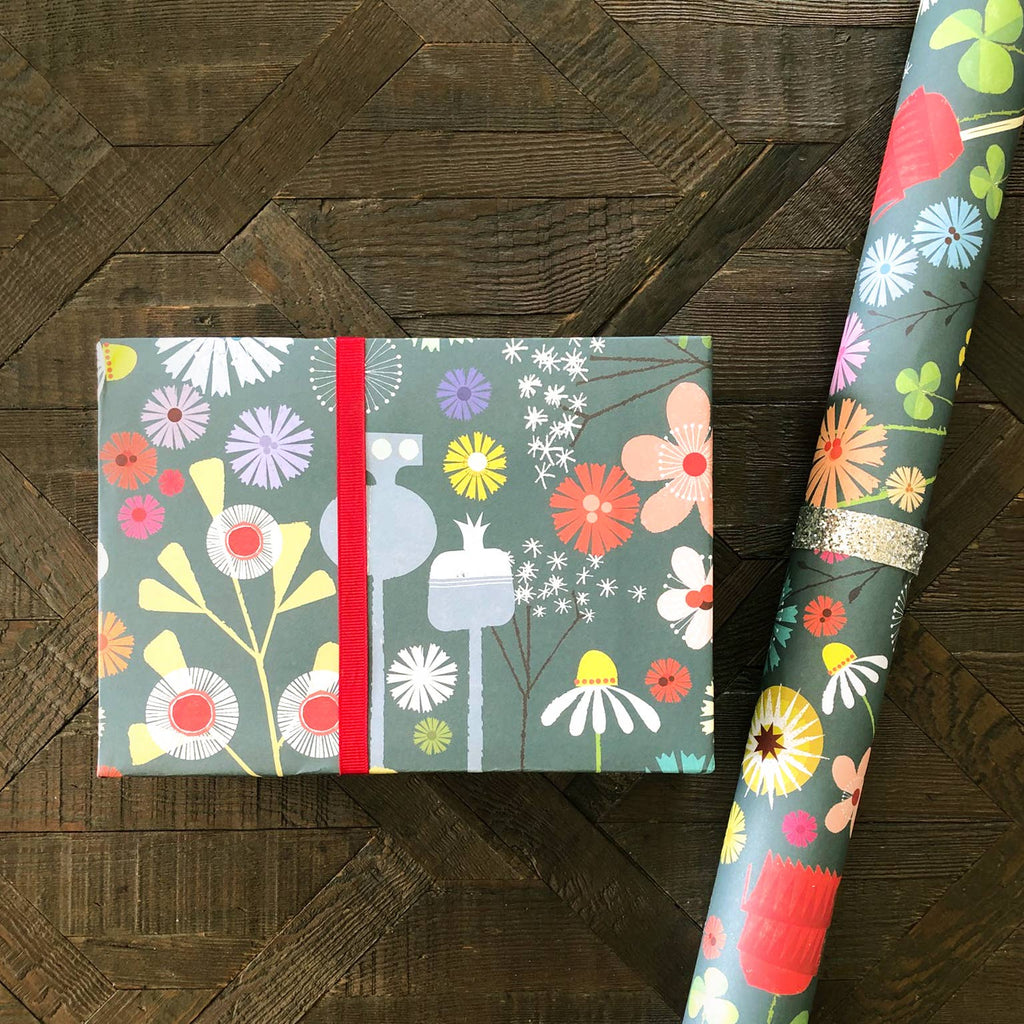 Big Floral Wrapping Paper - Daisy Park