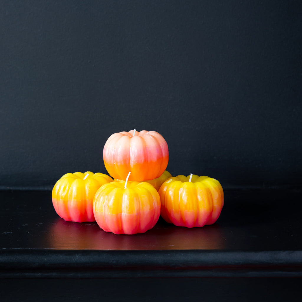 Halloween Yellow ombre pumpkin candle - Daisy Park