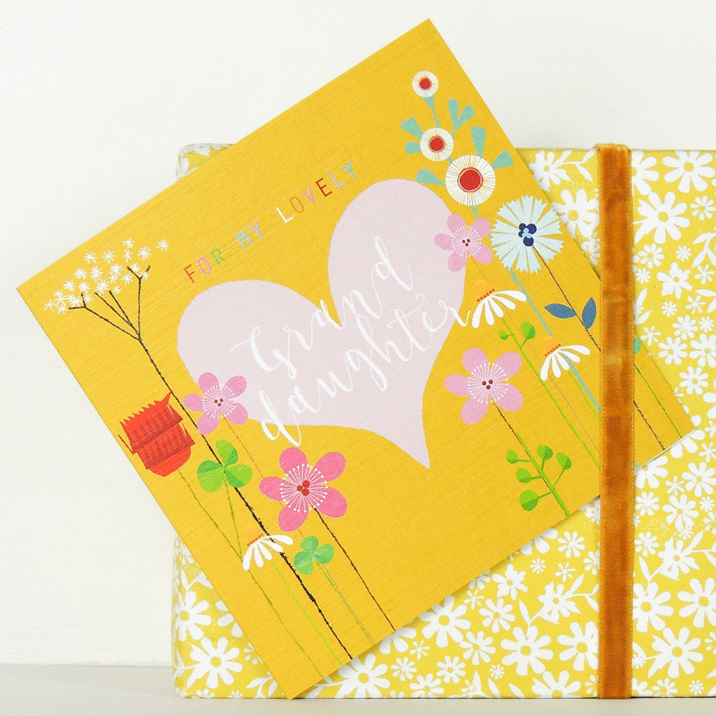 Lovely Granddaughter card - Daisy Park