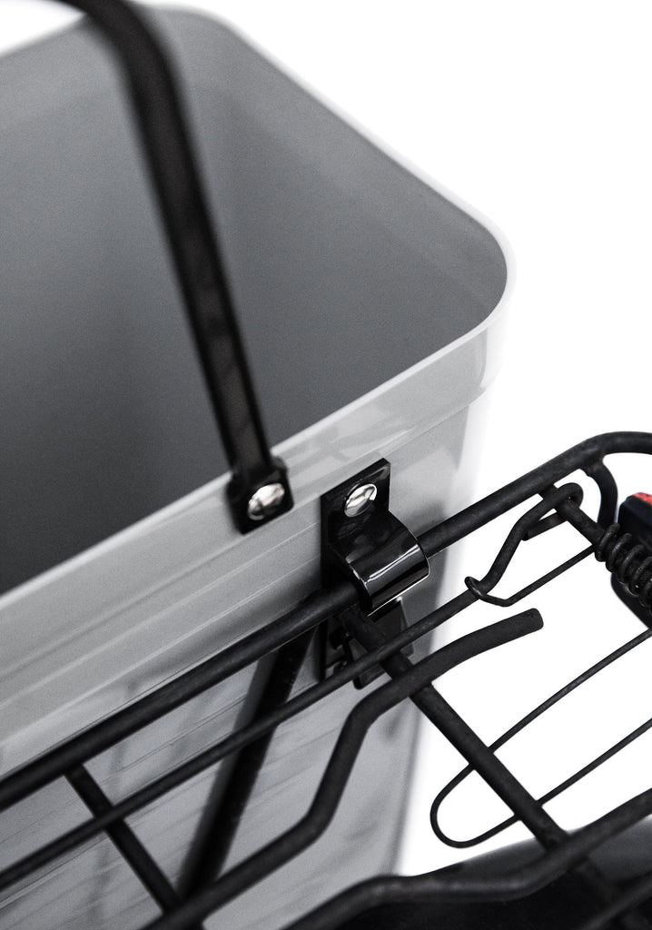 Hinza bag - Tall with bicycle hooks - Black - Daisy Park