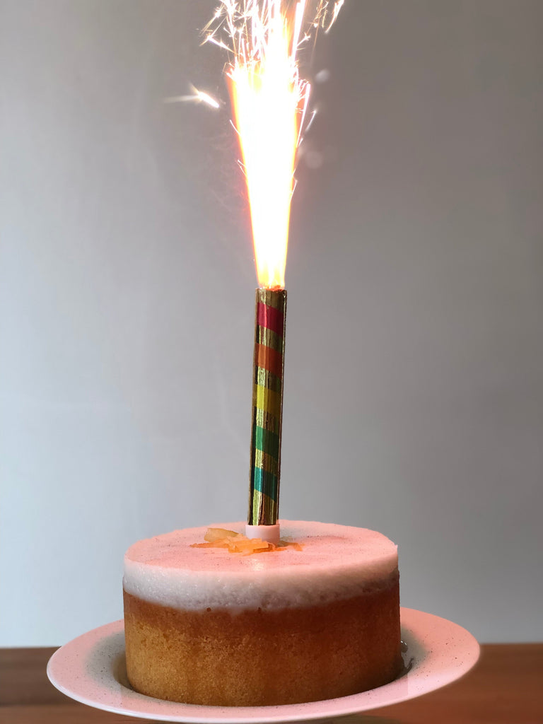 Rainbow colour changing cake fountain - Daisy Park