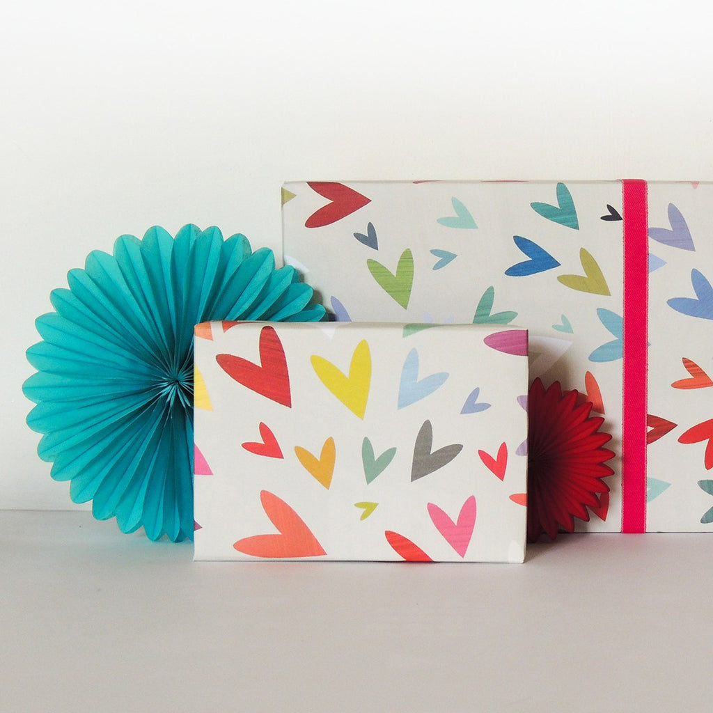 Hearts wrapping paper - Daisy Park
