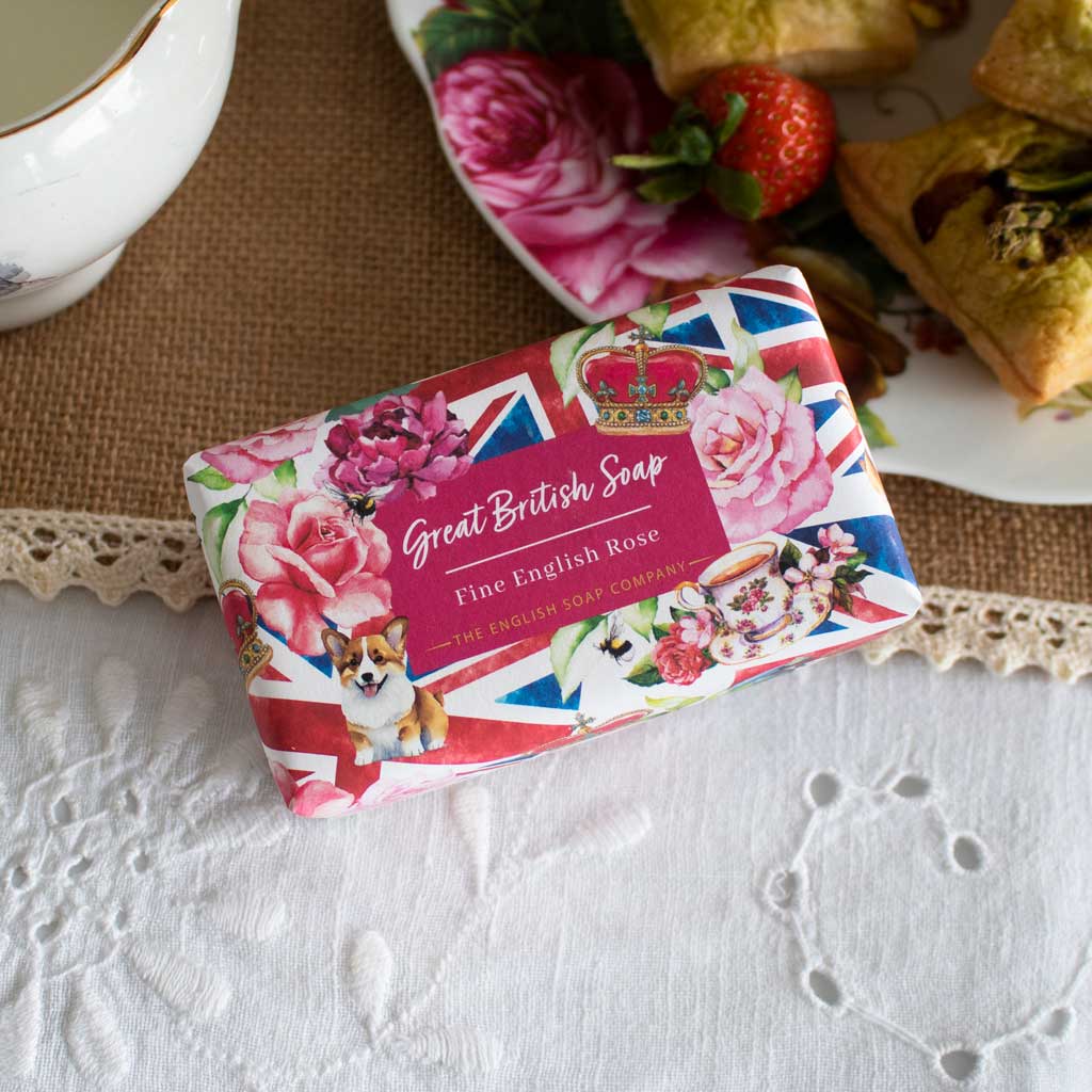 Fine English Rose Great British soap - Daisy Park
