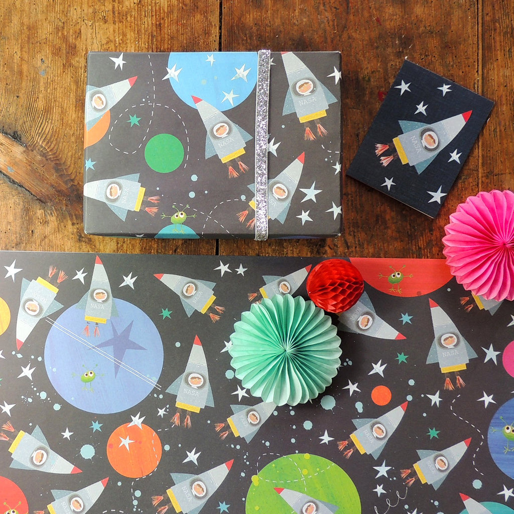 Spaceman wrapping paper - Daisy Park